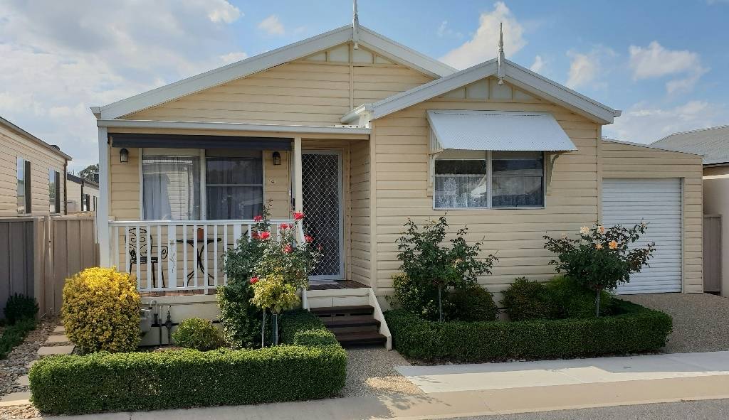 639 Kemp Street, Springdale Heights NSW 2641  7
