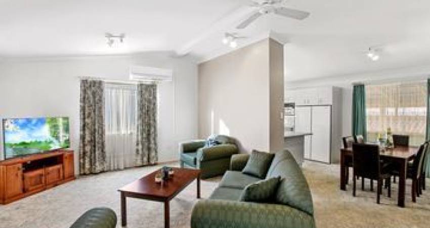 151/25 Mulloway Road, Chain Valley Bay 1