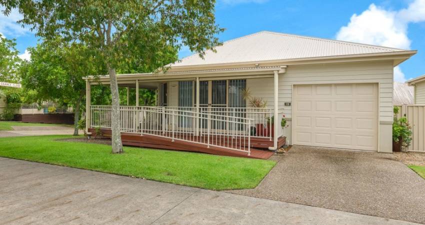 15/1 McKenzie Dr, Highland Park QLD 4211 - 2