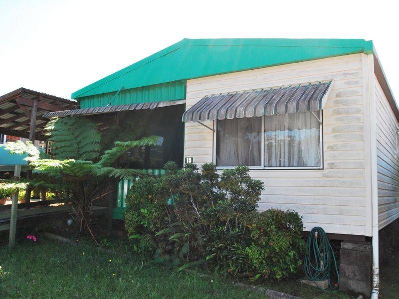 15 Newville Cottages park NAMBUCCA HEADS 2