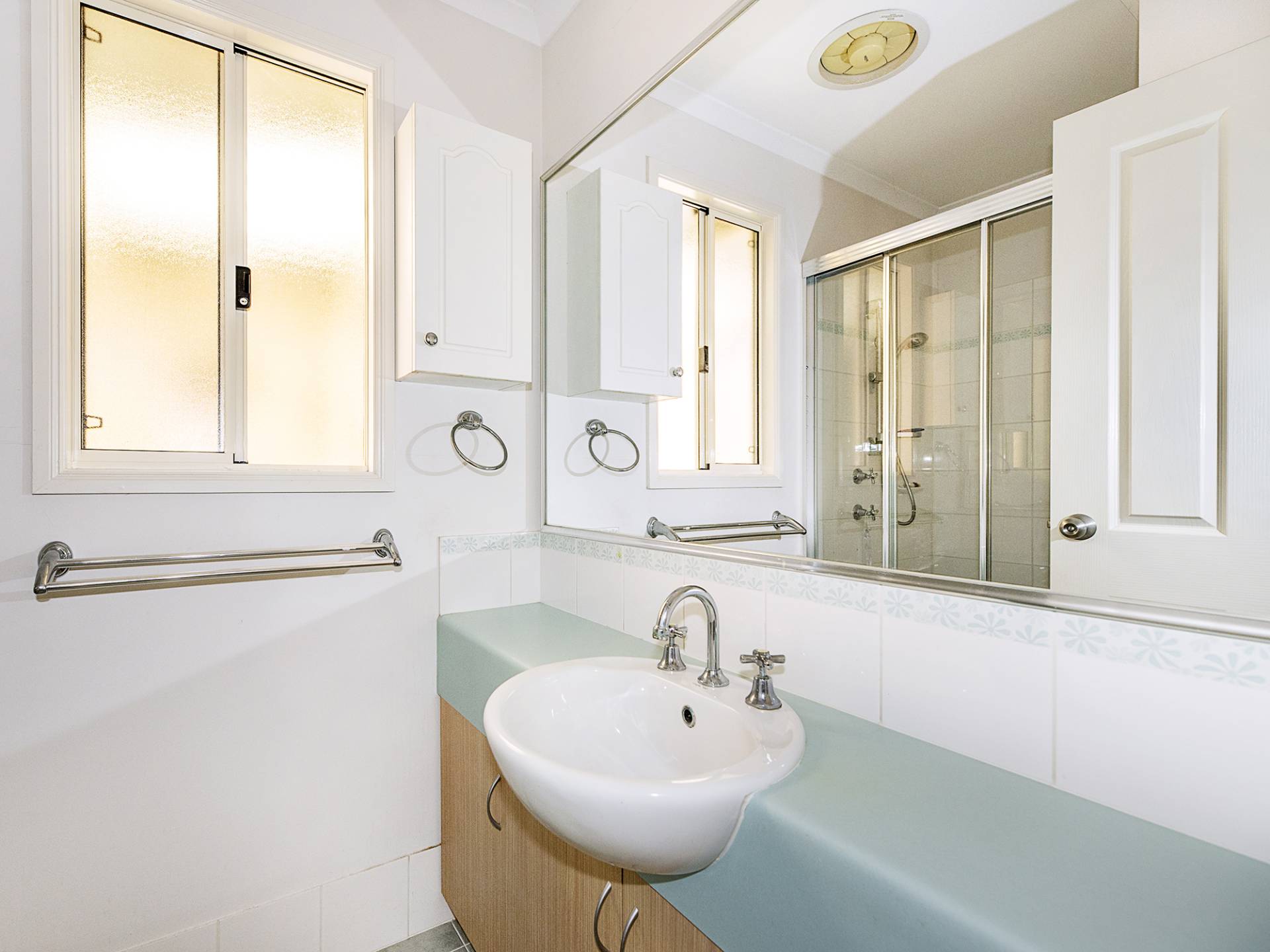 597 Kalamunda Rd, High Wycombe WA -4