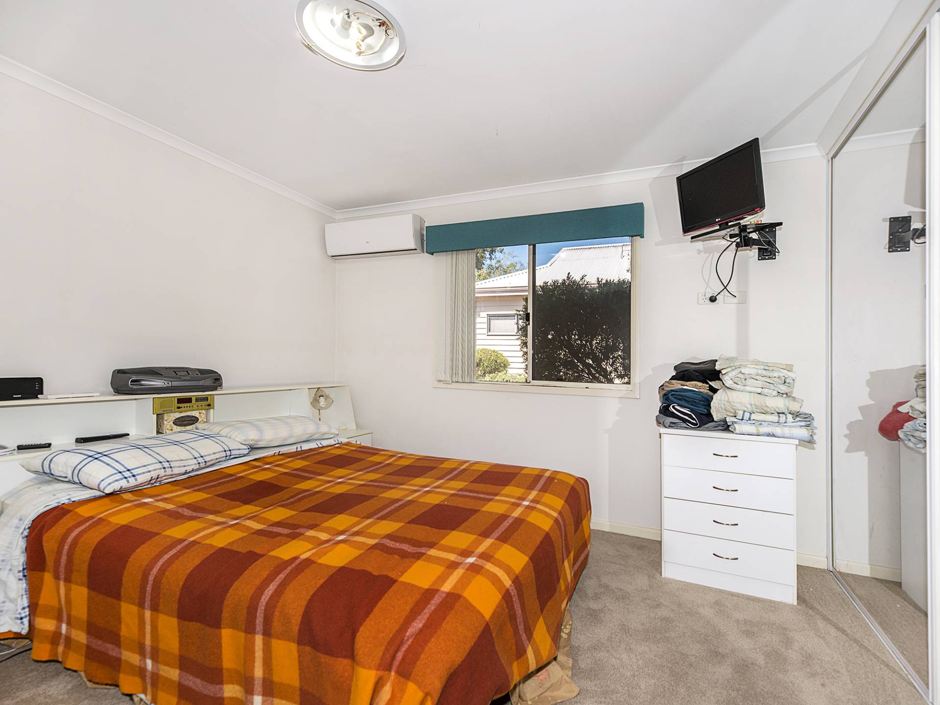 597 Kalamunda Rd, High Wycombe WA -5