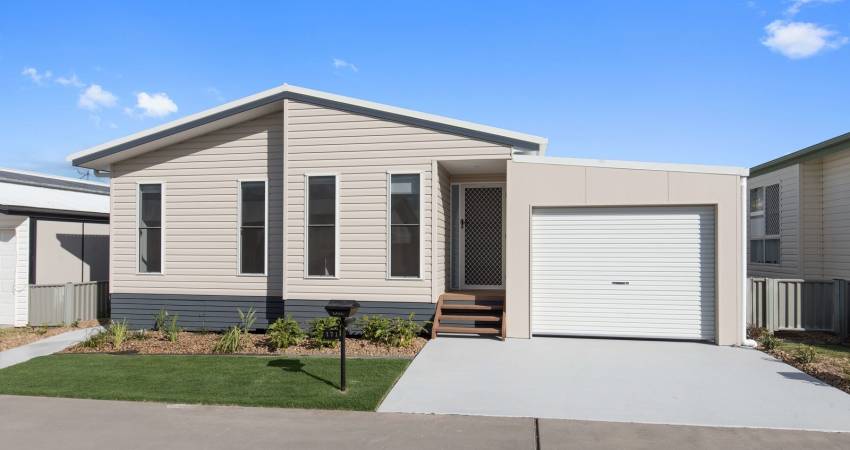 102A Moores Pocket Rd, Moores Pocket QLD 4305 1