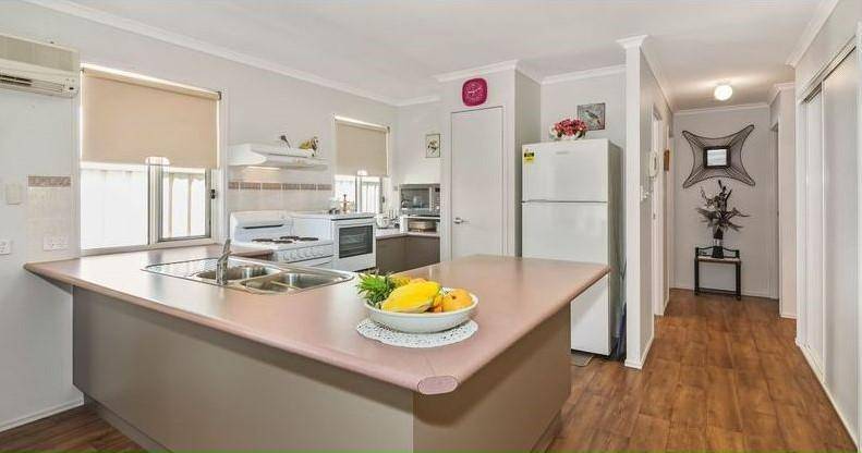 171 Regal Waters Bethania QLD 4205-1