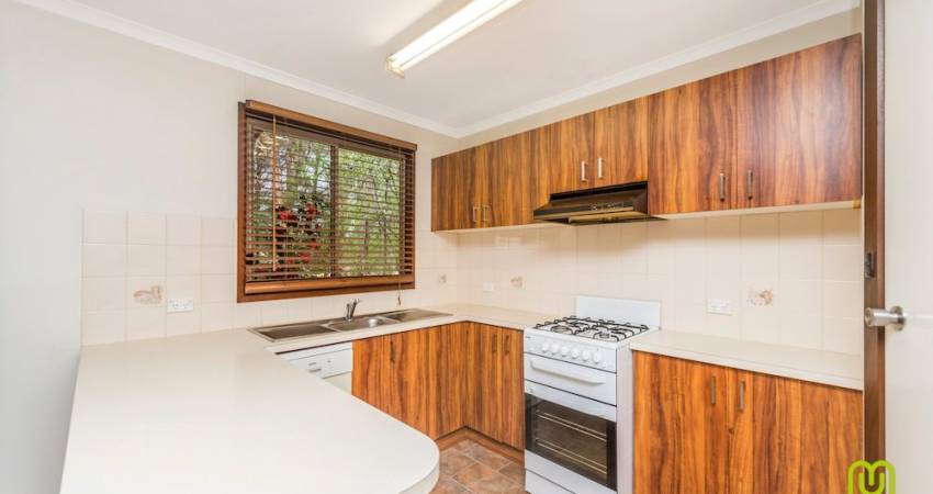 17 The Pines Avenue Symonston 1