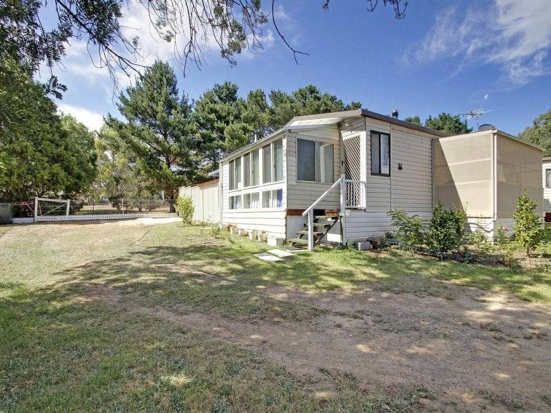 18-149 Hume Street, Goulburn, NSW 2580 1