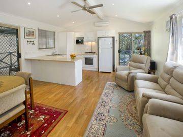 18/257 Pine Creek Way, Bonville, NSW 2450 1