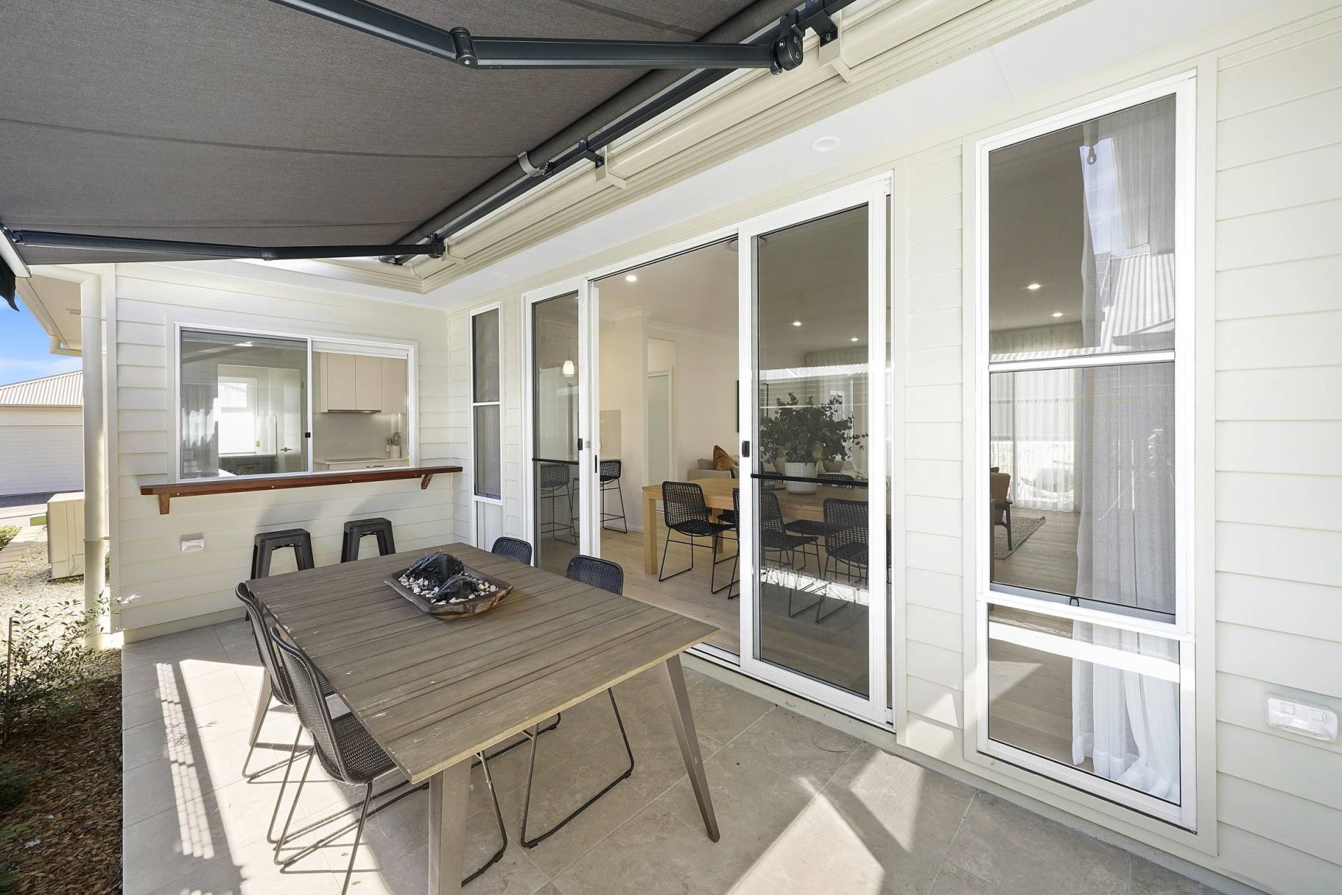 198 North Pacific Street Lake Cathie NSW 2445-1