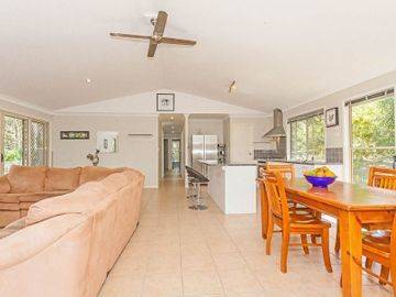 19 Short Street, Boronia Heights 1