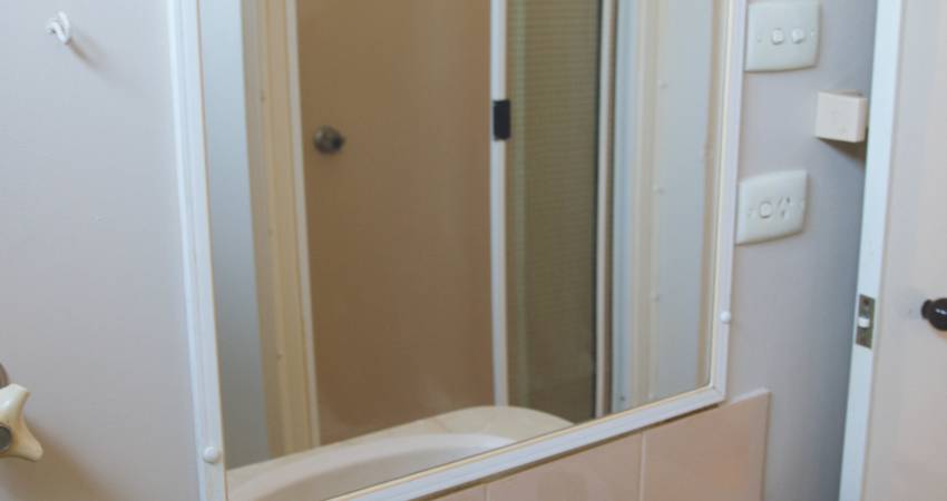 1A Cutler Dr Wyong NSW 2259-2