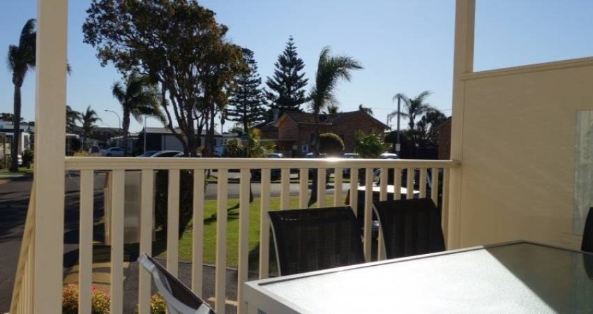 1 12th Avenue, 120 Osborne Parade, Warilla, NSW 2528 2