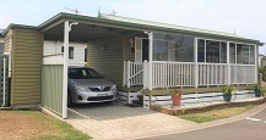 210 Windang Road, Windang, NSW 2528-2