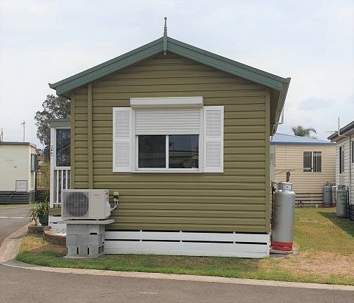 210 Windang Road, Windang, NSW 2528-1