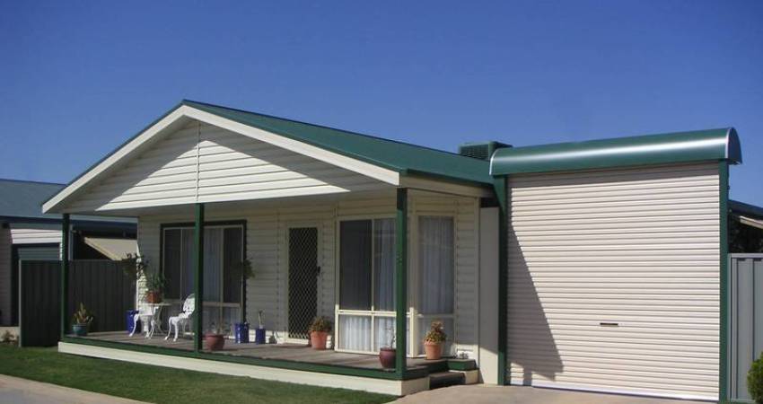 1 Cobb Haven, Cobb Highway, Moama, NSW 2731 1