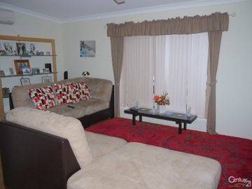 1 Seventh Ave, Broadlands Estate Green Point 1