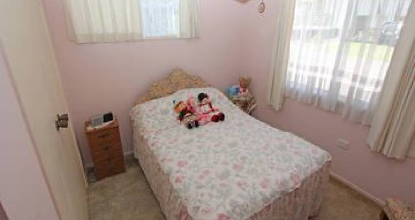 1 Third Avenue Broadlands Estate, Green Point 1