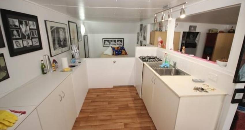 1a Cutler Drive Wyong NSW 2259 2