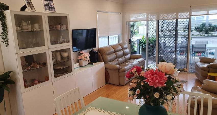 201/319 Bradman Avenue, Maroochydore QLD 3