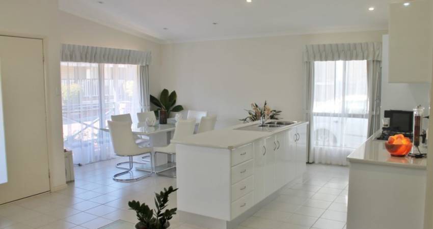 2 Mulloway Road, Chain Valley Bay NSW-1