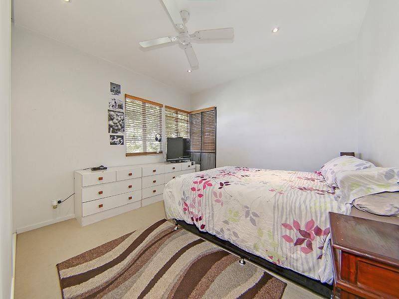 21 Hartland Street, Manly West, Qld 4179-1