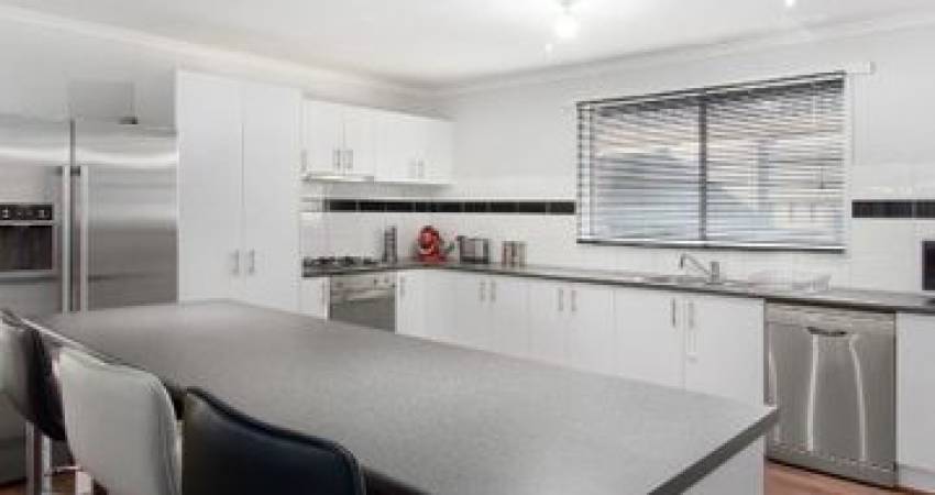 21 Proctor Road, Longwarry, Vic 3816-2