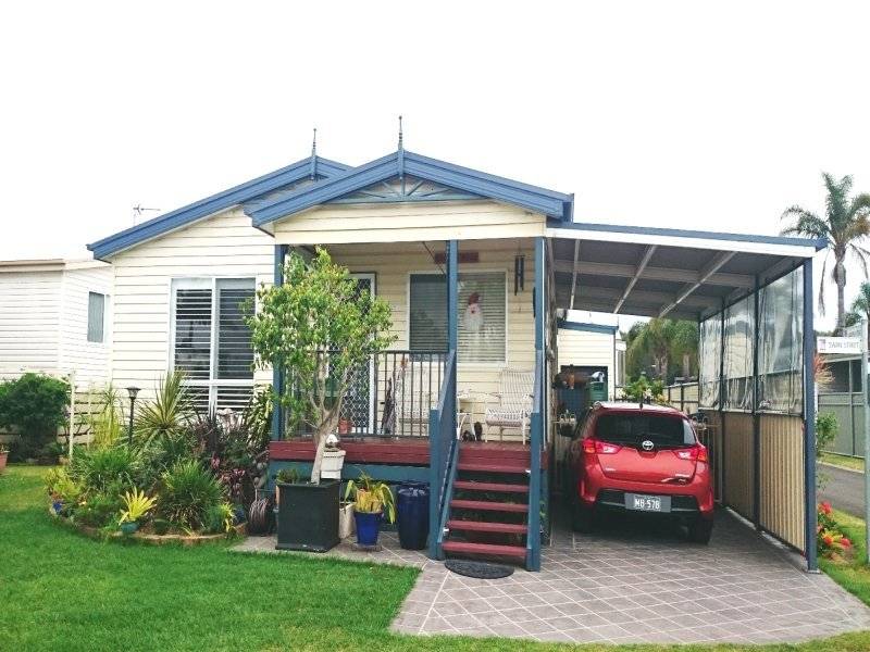 223/210-230 Windang Road, Windang, NSW 2528 1