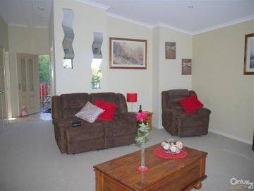 22 John Shortland Close, Nautical Village, Kincumber, NSW 2251-1