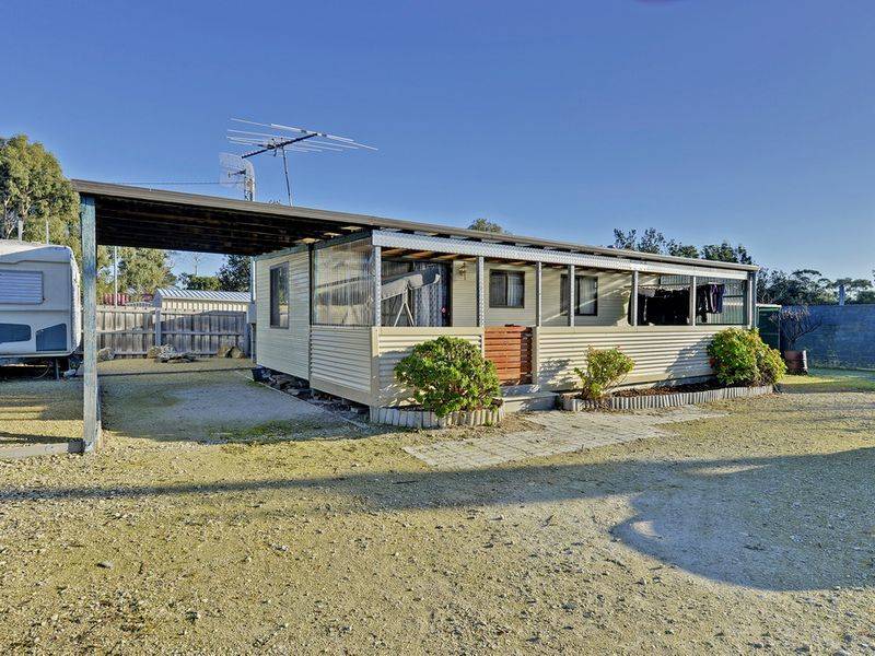 22 Pargonee Street, Dodges Ferry, Tas 7173 1