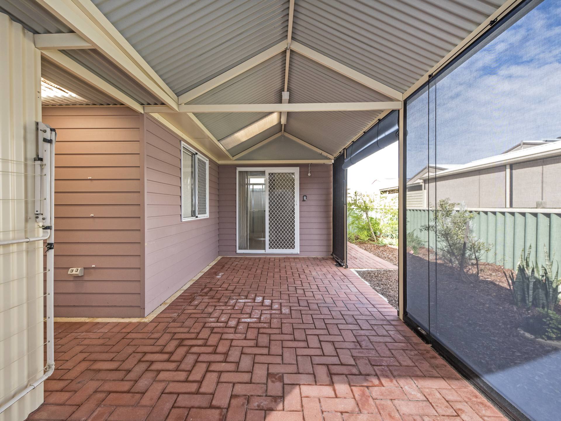 597 Kalamunda Rd, High Wycombe WA -6