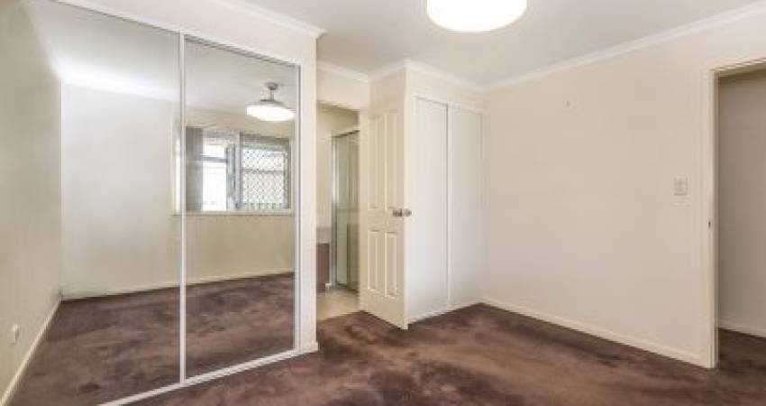 597 Kalamunda Rd, High Wycombe WA -3
