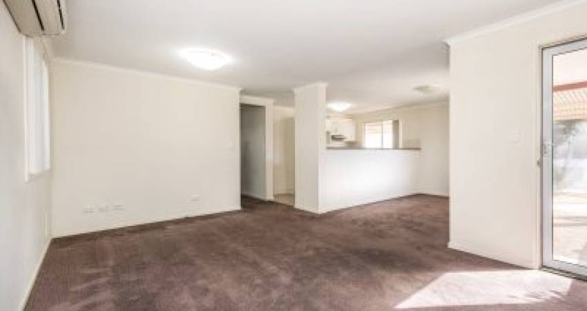 597 Kalamunda Rd, High Wycombe WA -2