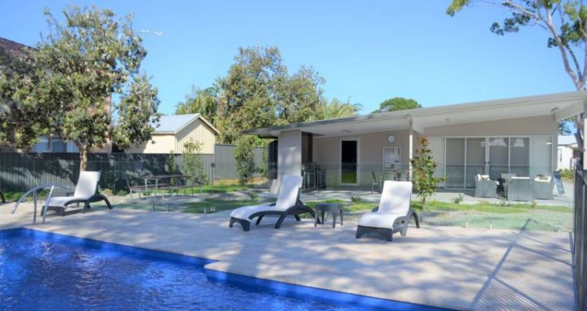 25 Sandy Shores Salamander Bay NSW 2317-1
