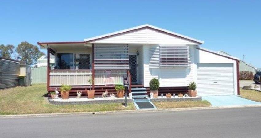 26 WISTERIA DRIVE, Eli Waters, Qld 4655-1