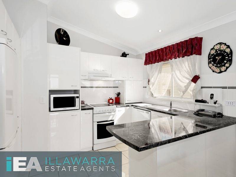 27/12th Ave 120 Osborne Parade Warilla NSW 2528 2