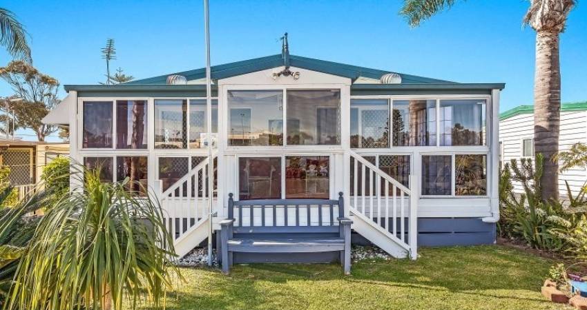 28/3rd Avenue, 120 Osborne Parade Warilla NSW 2528 1