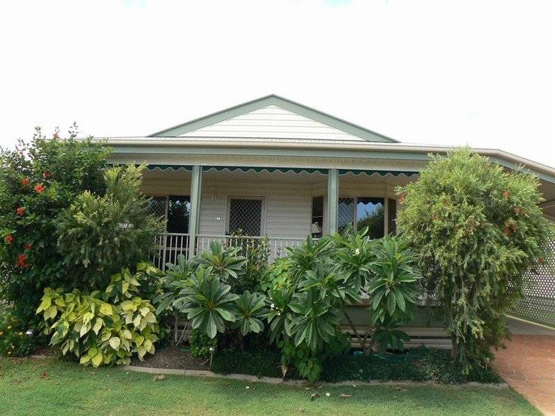 296/7 Bay Dr (Golden Shores), Pialba, Qld 4655-1