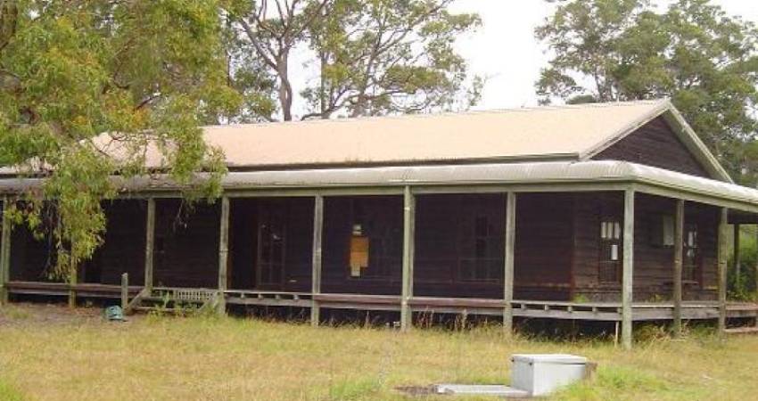 30 Summerland Road, Summerland Point, NSW 2259 1