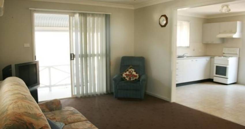 31/31 Kalaroo Road Redhead NSW 2290 2