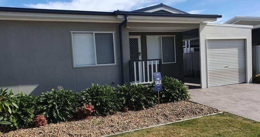 321 Regal Waters Bethania QLD 4205-7
