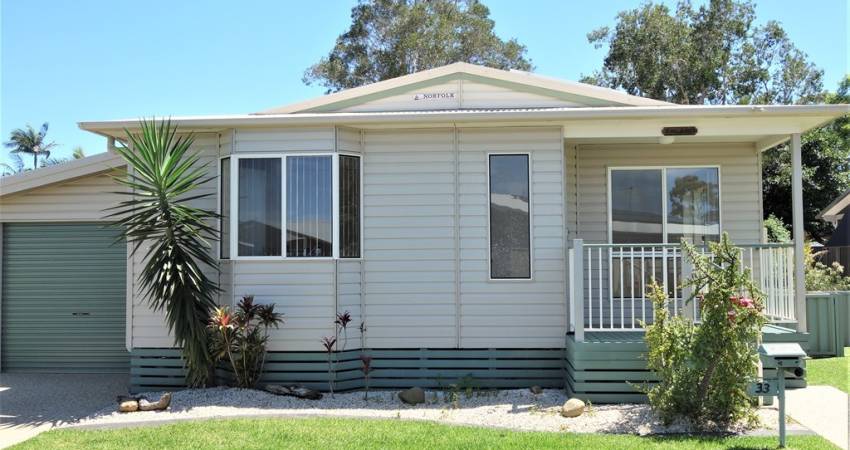 33/1A Lincoln Road, Port Macquarie NSW 2444 1