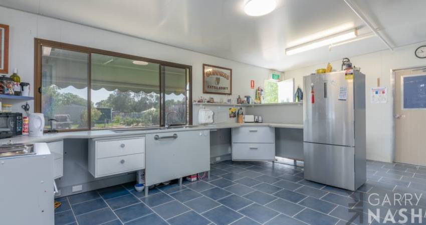 37 School Road, Springhurst, Vic 3682 1