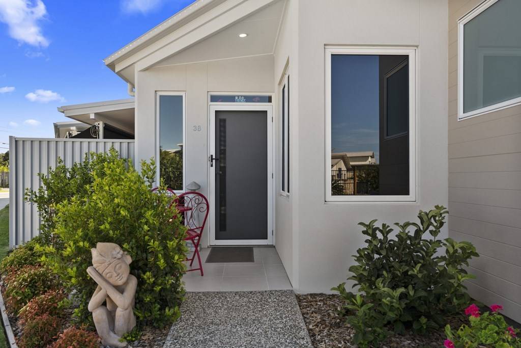 38/2 Spinnaker Drive, Sandstone Point, QLD 4511 13