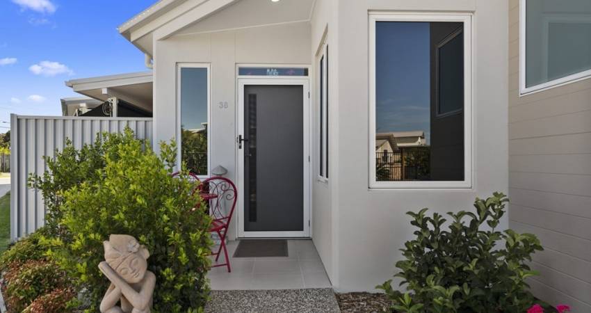 38/2 Spinnaker Drive, Sandstone Point, QLD 4511 13