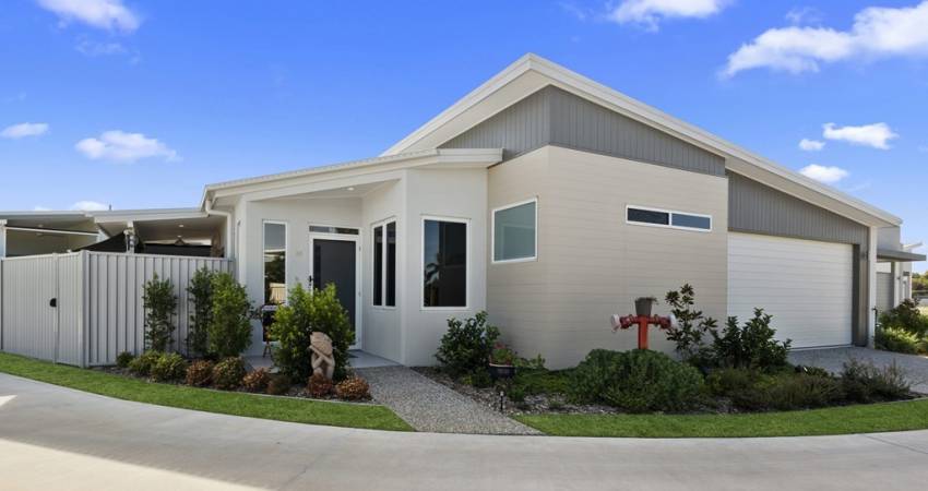38/2 Spinnaker Drive, Sandstone Point, QLD 4511 1