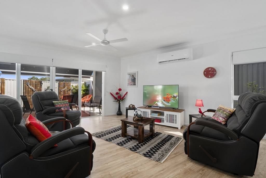 38/2 Spinnaker Drive, Sandstone Point, QLD 4511 3