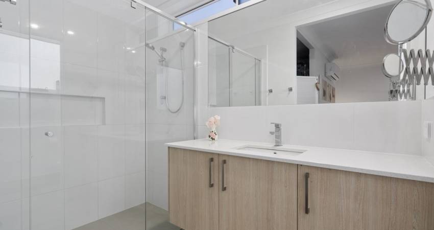 38/2 Spinnaker Drive, Sandstone Point, QLD 4511 8