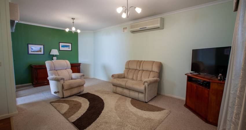 1140 Wanneroo Rd, Ashby-5