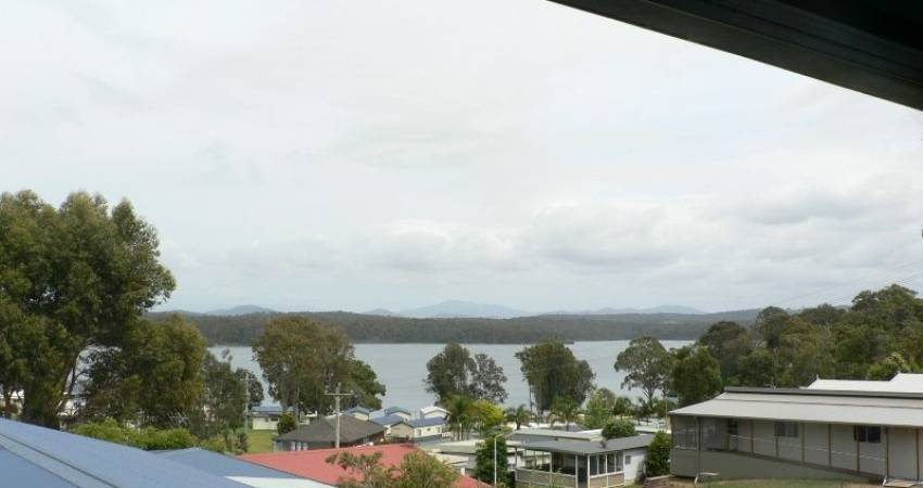 3 Zoe Street, Wallaga Lake, NSW 2546-2