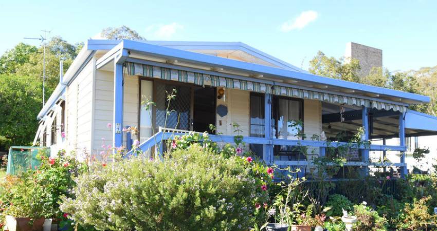 4/4 Gimberts Road Morisset, NSW 2264-7