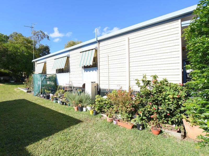 4/4 Gimberts Road Morisset, NSW 2264-1